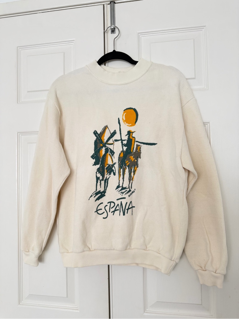 Vintage VTG Green Massana España Graphic Crewneck Sweater in Cream